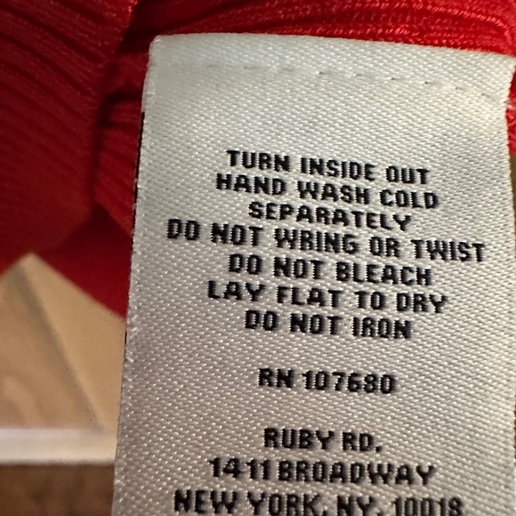 Ruby Rd Red Ribbed Tank Top with Beaded Neckline.  Size 1X. - Picture 4 of 6